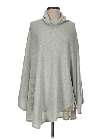 Purejill Poncho (view 1)