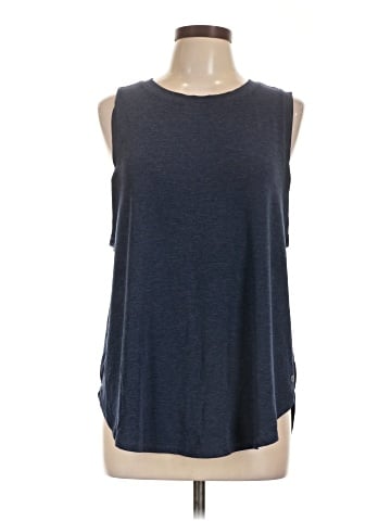 Gap Fit Sleeveless T-Shirt (view 1)