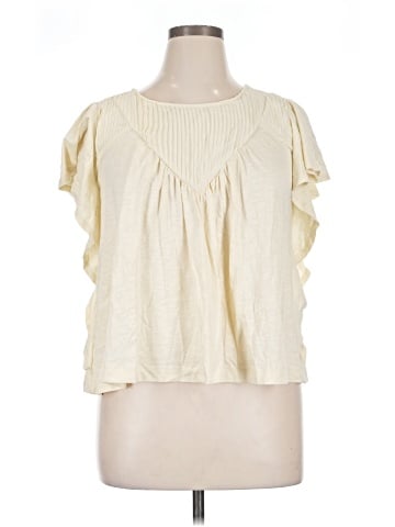 Maurices Short Sleeve T-Shirt (view 1)