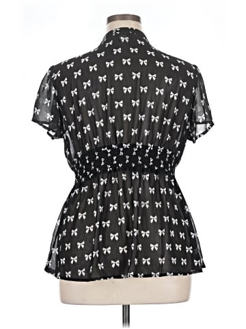 Torrid Short Sleeve Blouse (view 2)