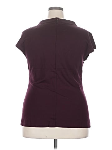 7th Avenue Design Studio New York & Company Short Sleeve Top (view 2)