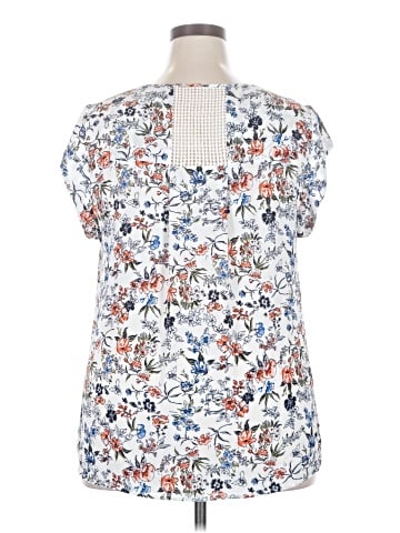 Daniel Rainn Sleeveless Blouse (view 2)