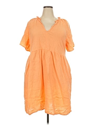 Old Navy Casual Dress (view 1)