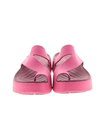 Crocs Flip Flops (view 2)