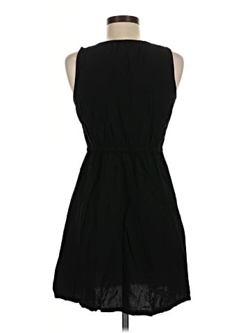 Old Navy Casual Dress (view 2)