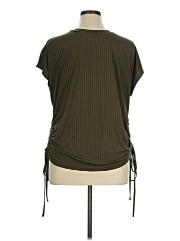 Emery Rose Short Sleeve Top (view 2)