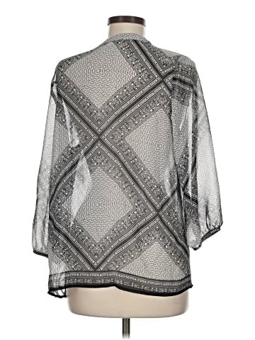 Quintessential 3/4 Sleeve Blouse (view 2)
