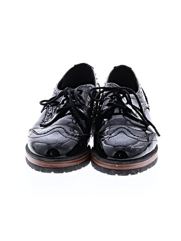 Call It Spring Flats (view 2)