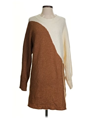 Blu Pepper Pullover Sweater (view 1)