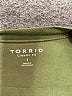 Torrid Solid Green Short Sleeve T-Shirt Size 1X Plus (1) - photo 7