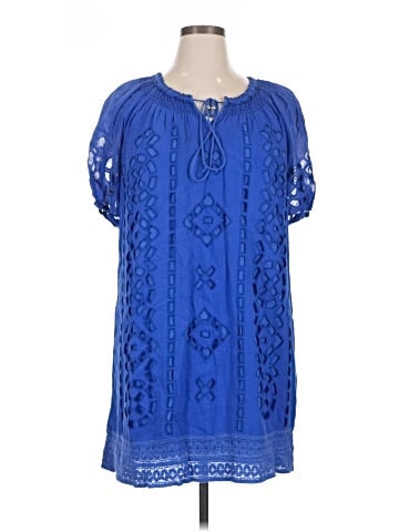 V Cristina Casual Dress (view 1)