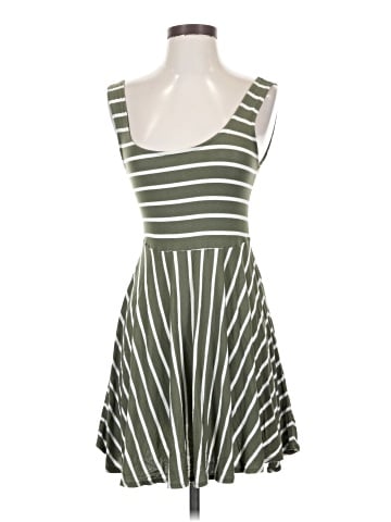 Forever 21 Casual Dress (view 1)