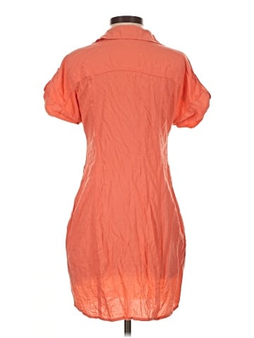 Guess Short Sleeve Button-Down Shirt (view 2)