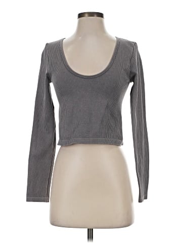 Forever 21 Long Sleeve T-Shirt (view 1)