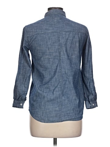 Old Navy Long Sleeve Button-Down Shirt (view 2)
