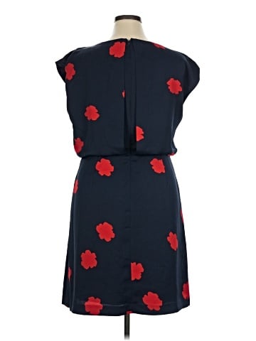 Banana Republic Casual Dress (view 2)
