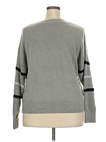 Liz Claiborne Pullover Sweater (view 2)