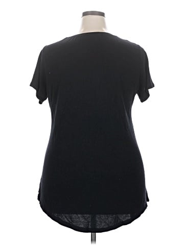 Bobbie Brooks Short Sleeve Top (view 2)