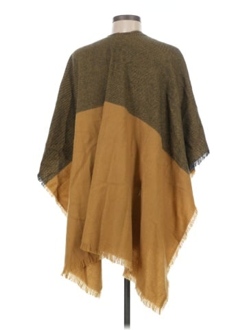 LC Lauren Conrad Poncho (view 2)