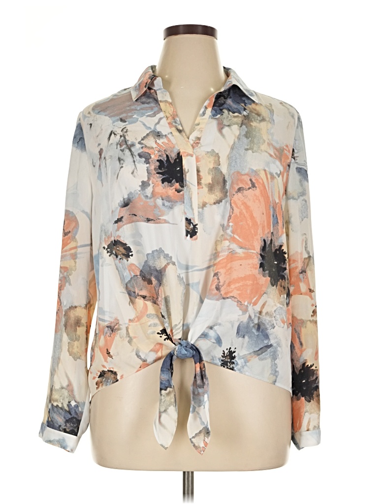 Pre-owned Chico's Long Sleeve Blouse In Ivory