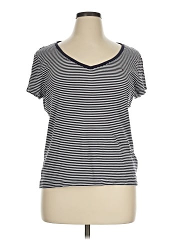 Tommy Hilfiger Short Sleeve T-Shirt (view 1)