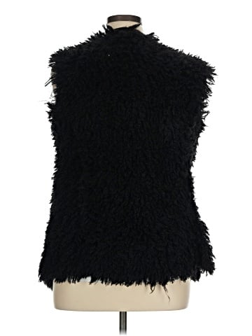 Max Edition Faux Fur Vest (view 2)