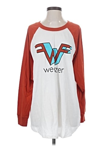Assorted Brands Long Sleeve T-Shirt (view 1)