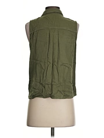 Cloth & Stone Sleeveless Button-Down Shirt (view 2)
