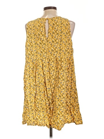 Old Navy Casual Dress (view 2)