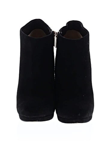MICHAEL Michael Kors Ankle Boots (view 2)