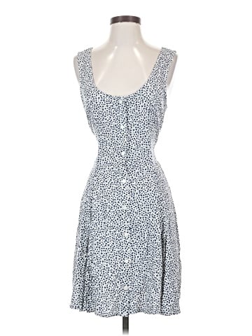 Old Navy Casual Dress (view 1)