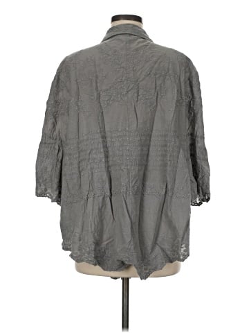 Solitaire 3/4 Sleeve Button-Down Shirt (view 2)