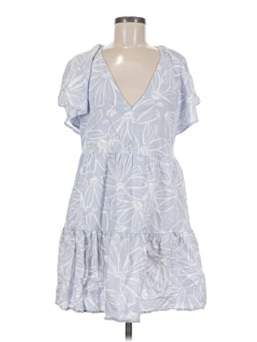 Universal Thread Casual Dress (view 1)