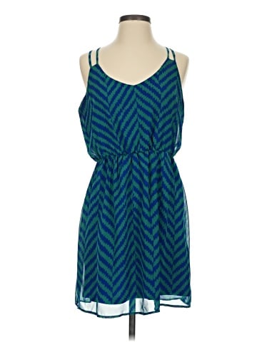 Forever 21 Casual Dress (view 1)