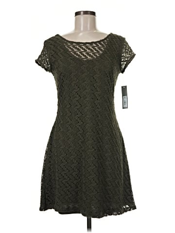 Apt. 9 Casual Dress (view 1)