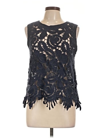 En Creme Sleeveless Blouse (view 1)