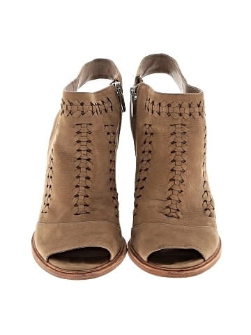 Vince Camuto Sandals (view 2)