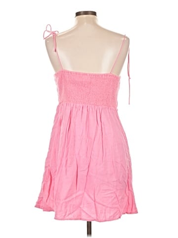 Old Navy Casual Dress (view 2)
