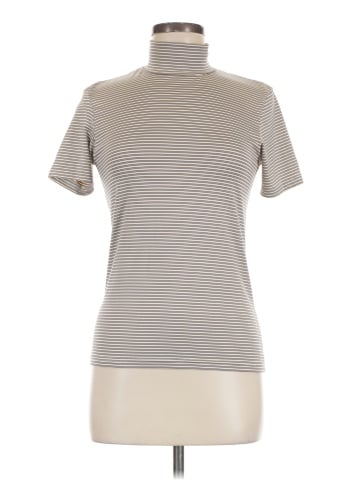 Gap Short Sleeve Top (view 1)