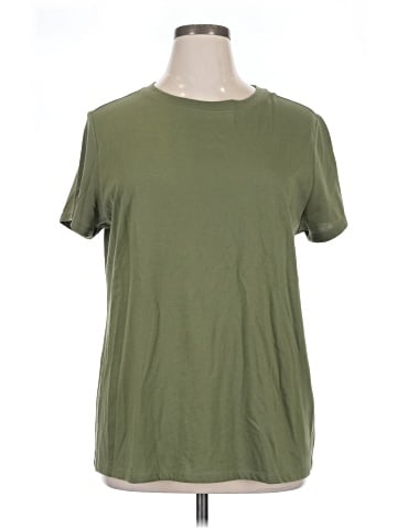 Torrid Short Sleeve T-Shirt (view 1)