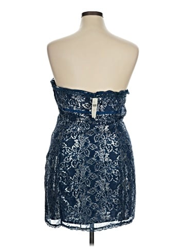 Maeve Cocktail Dress (view 2)