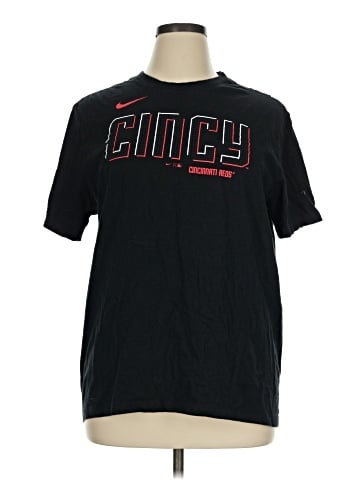 Nike Short Sleeve T-Shirt (view 1)