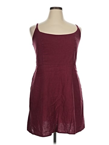 Old Navy Casual Dress (view 1)