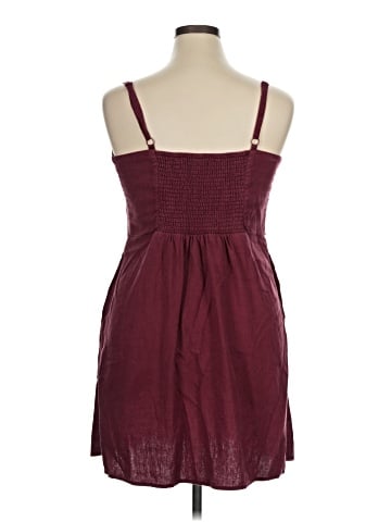 Old Navy Casual Dress (view 2)