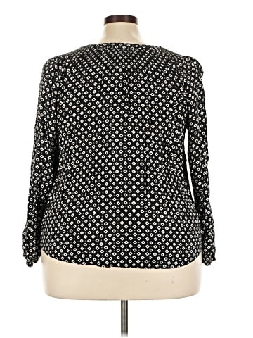 Croft & Barrow Long Sleeve Blouse (view 2)