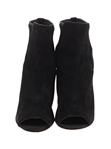 Vince. Ankle Boots (view 2)