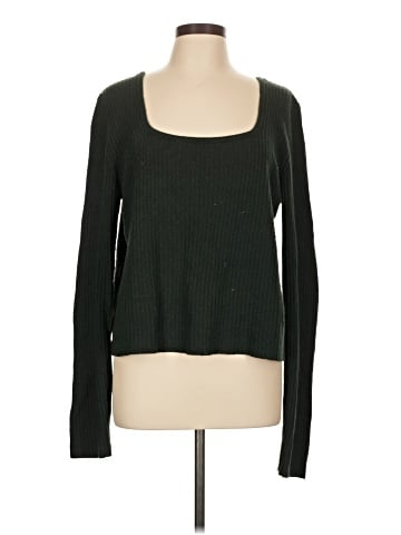 Old Navy Pullover Sweater (view 1)