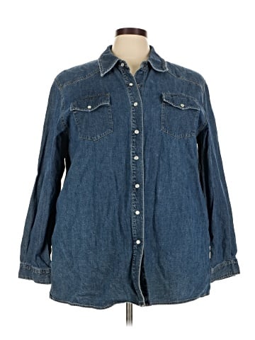 Liz Claiborne Long Sleeve Button-Down Shirt (view 1)