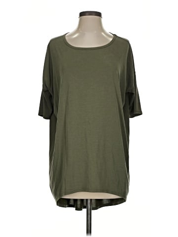 Lularoe 3/4 Sleeve T-Shirt (view 1)