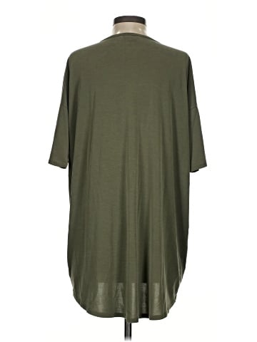 Lularoe 3/4 Sleeve T-Shirt (view 2)